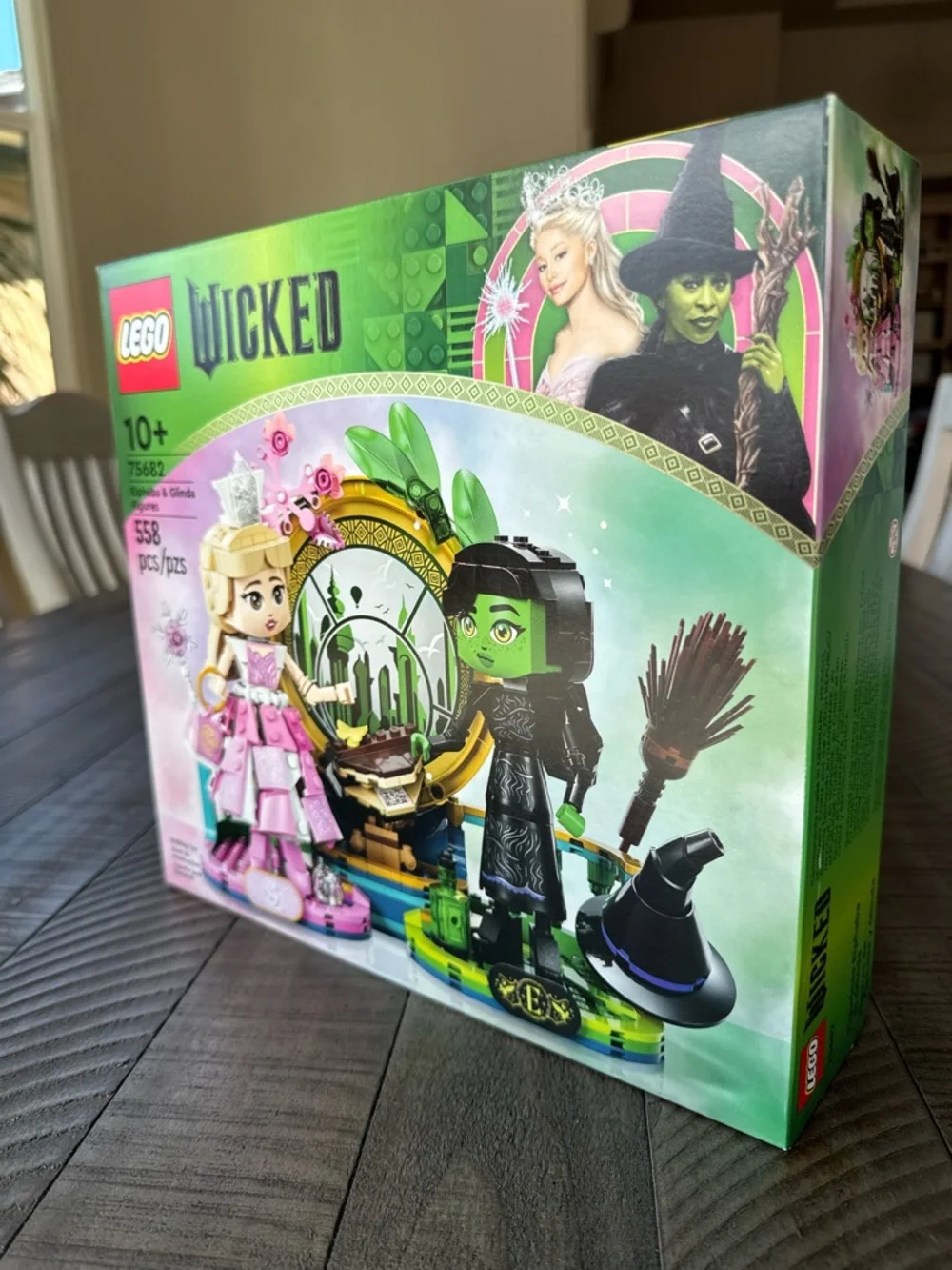 LEGO Wicked Elphaba & Glinda Figures Playset - Building Set (NiB)